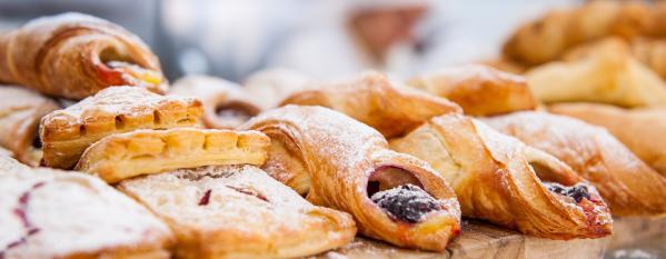 photo of some pastries at a bakery